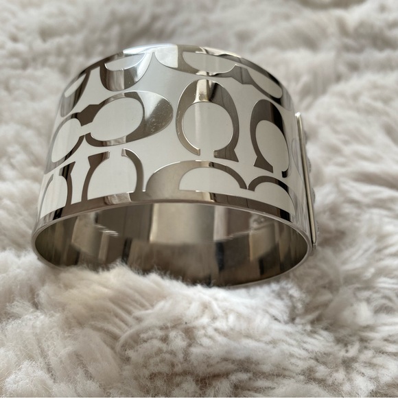 Coach Signature C Bangle - Picture 6 of 8